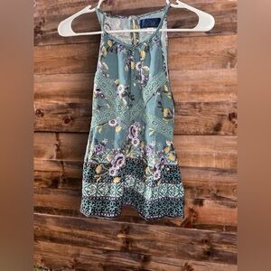 Floral Patterned Flowy Tank Top